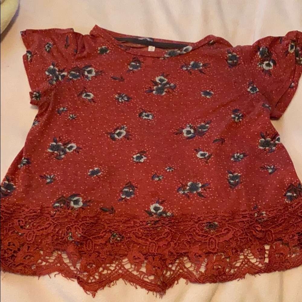 Xhilaration flowy short sleeve